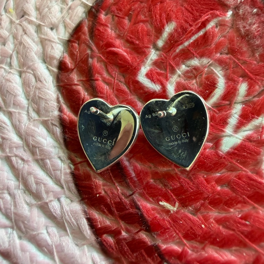 Gucci Interlocking G Red Heart Stud Earrings - image 7